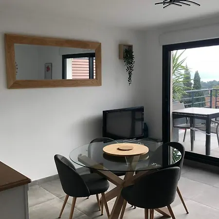 T2 Brand New With Shared Pool In * Фрежюс